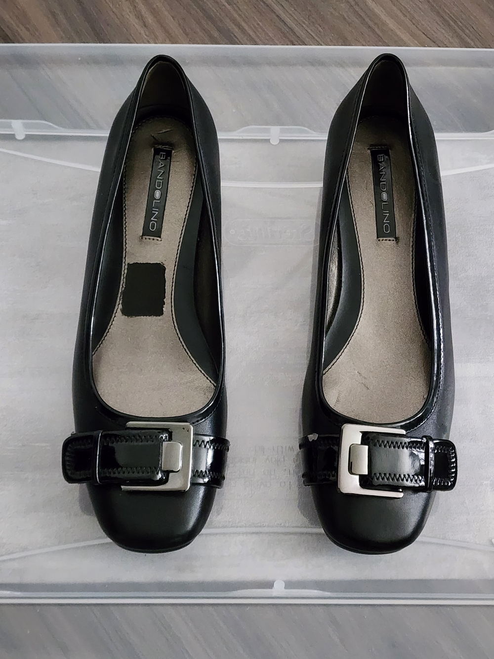 Bandolino Black Patent Buckle-Trim Flats